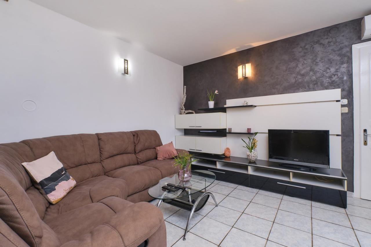 Appartamento Bella Vista Čunski Esterno foto